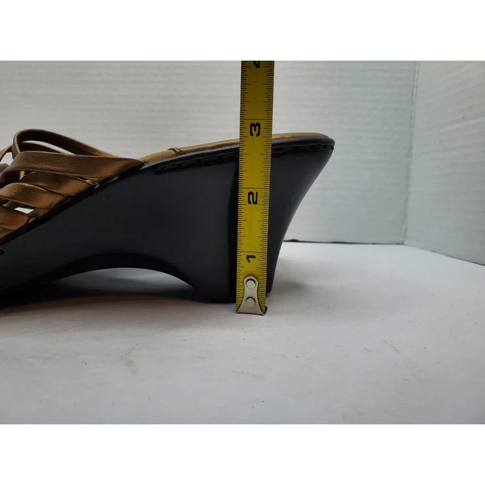 Y2K Sandals Merona Gold Small Heel Wedge Size 9 Fast Shipping